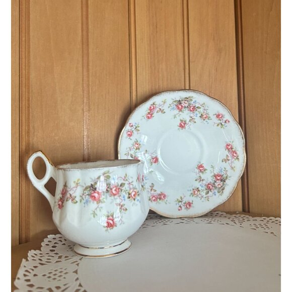 Vintage Elizabethan Rosamund Fine Bone China Footed Teacup Saucer Set Pink Rose - Picture 6 of 8